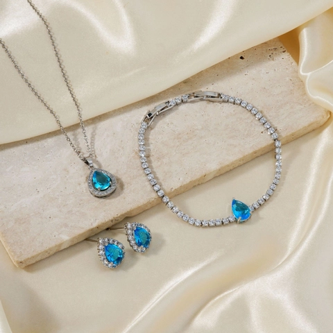 Elegante Set di Gioielli in Acciaio Inossidabile per Donna Zirconia Goccia d'Acqua Blu Collana Bracciale Orecchini Set di Gioielli alla Moda Dolce