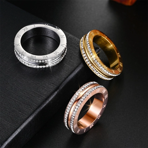 Anillo de Acero de Titanio de Moda con Números Romanos y Strass para Hombres y Mujeres Joyería de Lujo Estilo Ins