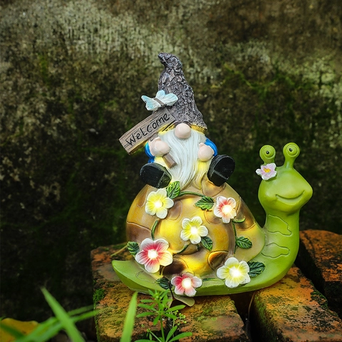 Statuette De Jardin Gnome Solaire Sur Escargot Résine Figurine LED Fleurs Étanche Décoration Extérieure Panneau Bienvenue