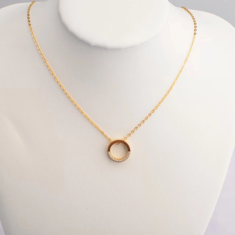 Edelstahl Zirkonia Rundkreis Heiligenschein Anhänger Halskette Vergoldet Minimalistische Geometrische Schlüsselbeinkette Für Damen