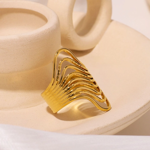 Edelstahlring Für Frauen 18K Vergoldet Unregelmäßig Mehrschichtig Welle Verstellbar Offen Chunky Modern Schmuck