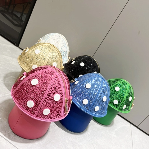 Sac À Main Créatif En Forme De Champignon Strass À Pois En Cuir PU Sac À Bandoulière Pour Femmes Mode Nouveauté