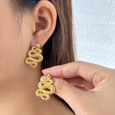 Minimalist Stainless Steel Gold Snake Stud Earrings For Women Hip Hop Style Personalized Animal Shaped Fashion Jewelry Accessories