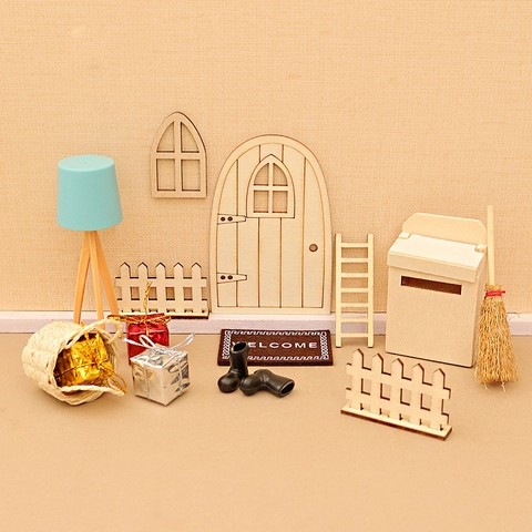 Decoración De Navidad Para Casa De Muñecas Miniatura Madera Plástico Tela DIY Simulación Ornamentos Puerta Ventana Valla