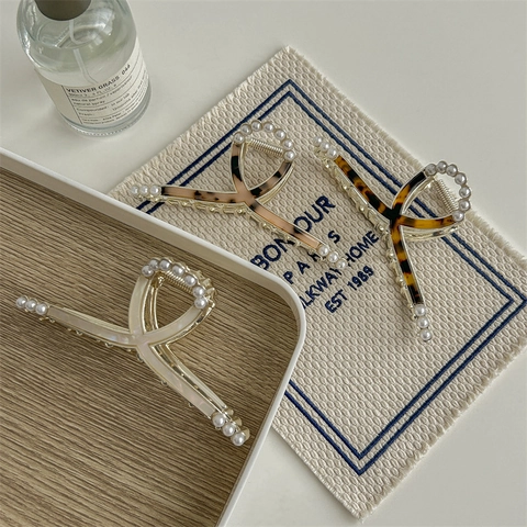 Eleganter Acetat Haarklammer Leopardenmuster Künstliche Perlen Verzierte Französisch Stil Shark Clip Haarschmuck Für Damen
