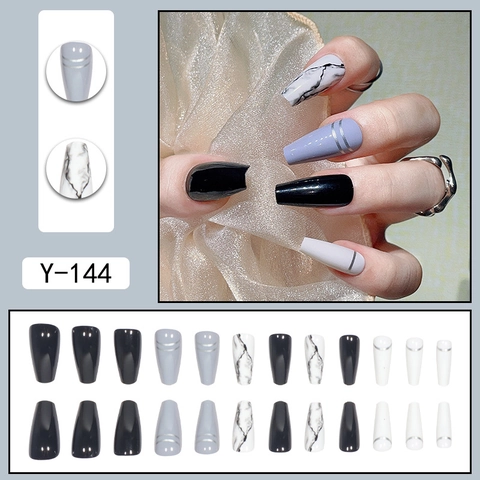 Faux Ongles Forme Cercueil Motif Marbre Noir Blanc Ligne Argentée Brillant Décoration Des Doigts