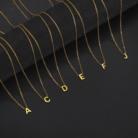 Collana Con Pendente Alfabeto Acciaio Inossidabile Placcato Oro 18K Minimalista Iniziale Lettera Maiuscola Gioielli Da Donna