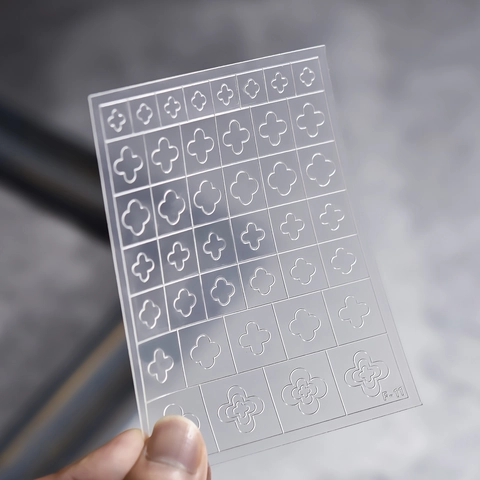 Nagelkunst Stickers Holle Spuitschildering Sjablonen 3D Reliëf Decals DIY Manicure Professionele Salon Tool Decoratie