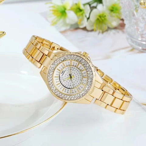 Women's Fashion Rhinestone Quartz Watch Starry Sky Dial Full Diamond Metal Alloy Bracelet Wristwatch Elegant Ladies Luxury Jewelry Watch
