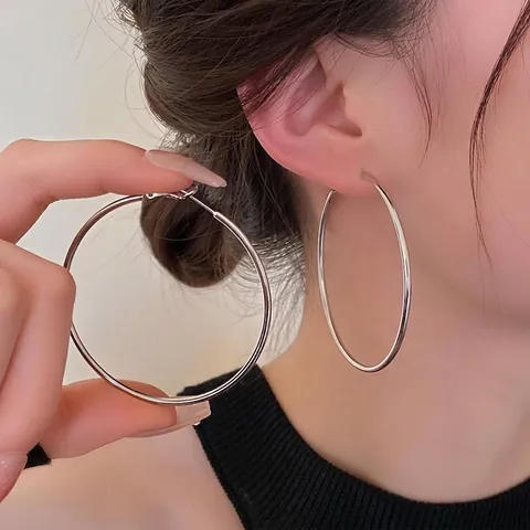 Polierte Legierung Creolen Mit 925 Sterling Silber Ohrstecker Minimalistischer Geometrischer Modeschmuck Für Damen