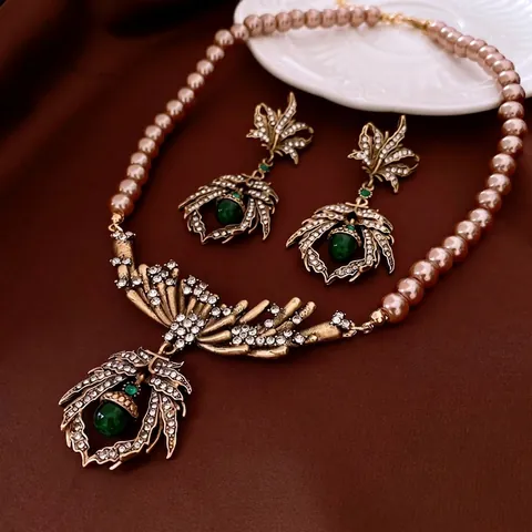 Vintage Barok Ketting En Oorknopjes Koper Rhinestone Imitatieparel Groene Edelstein Paleis Blad Hanger Sieraden