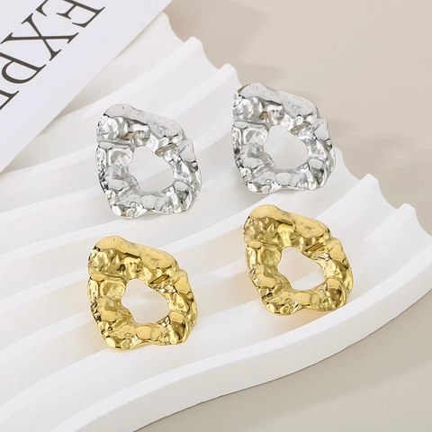 Stainless Steel Stud Earrings Irregular Round Pleated Hammered Texture Minimalist Chic Jewelry For Women Modern Accessories