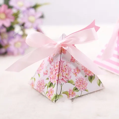 Cajas De Dulces Para Bodas En Pirámide Papel Cartón Con Cinta De Satén Patrón Floral Rayas Romántico Embalaje Regalo Fiesta