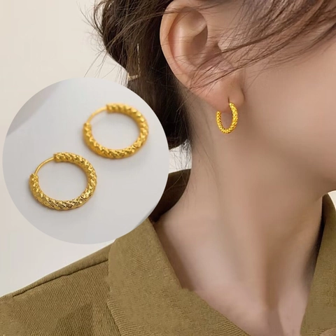 Pendientes de Aro de Acero de Titanio de Estilo Francés para Mujer Minimalistas Personalizados con Relieve de Polvo de Estrellas Color Dorado