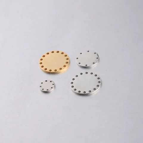Ronde Schijfhangers Met Meerdere Gaten Gepolijst Spiegelend 304 Roestvrij Staal Blanco Bedels Voor DIY Sieraden Maken