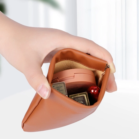 Portable Squeeze Pouch PU Leather Automatic Closure Makeup Bag Earphone Organizer Coin Purse Jewelry Storage Pocket Waterproof Travel Accessories Minimalist Organizer