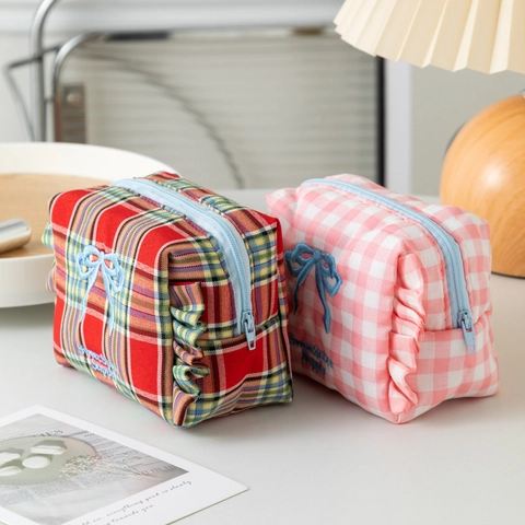 Plaid Makeup Bag Polyester Large Capacity Travel Portable Bow Ruffle Cute Sweet Style For Women