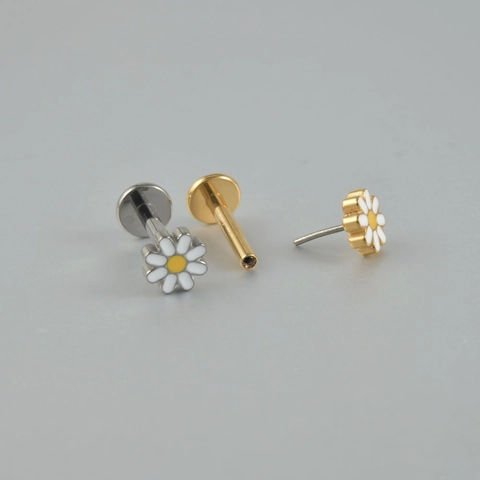 G23 Titanium Draadloze Lip Stud Oorbel Zirkoon Libel Schorpioen Oog Kruis Madeliefje Lichaamspiercing Sieraden