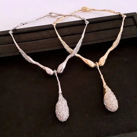 Collier Pendentif Goutte D'eau Strass Luxe Style Métal Liquide Alliage Ras Du Cou Organique Irrégulier Bijoux Femmes Accessoire