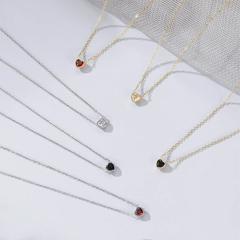 Titanstahl Herz Anhänger Halskette Für Damen Elegante Strass Eingelegt Minimalistisch Schmuck Modisch Schick Halsketten