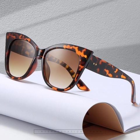 Cat-Eye-Sonnenbrille UV400-Schutz PC-Rahmen Übergroße Mode Retro Getönte Gläser Brillen Für Damen