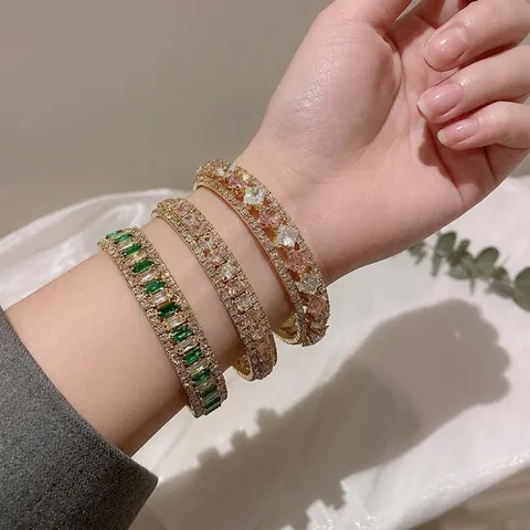 Armreif Armband Legierung Vergoldet Zirkonia Verschiedene Farben Geometrisch Offen Vintage Schmuck Für Damen