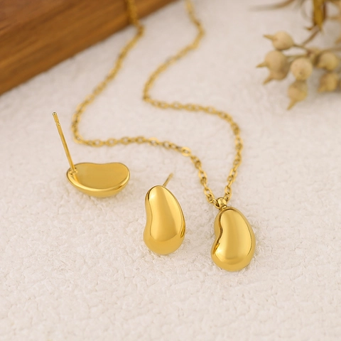 Collana Con Pendente A Forma Di Fagiolo E Orecchini A Lobo Acciaio Inossidabile Placcato Oro 18K Goccia D'acqua Gioielli Di Moda Per Donna Lucidato