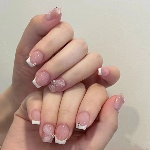 Press On Nails French Tip Translucent Pink With Rhinestone Artificial Pearl Ribbon Bowknot Square Round Short Fake Nails