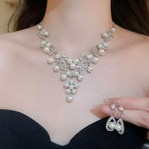 Collar Perlas Artificiales Diamantes Elegante Francés Y Pendientes Gota Con Poste De Plata Aleación Forma V Color Plata