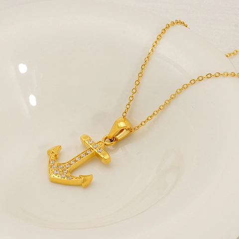 Collier Pendentif Ancre Acier Inoxydable Plaqué Or 18K Avec Zircone Bijou Style Nautique Pour Femmes