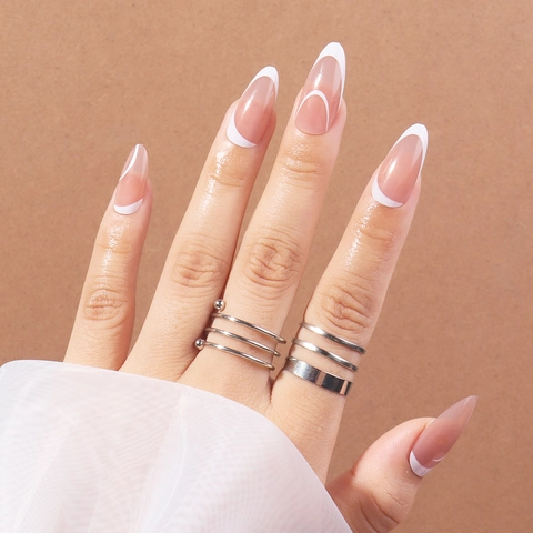 Faux Ongles Amande French Motif Lignes Blanches Base Nude Pointes D'Ongles Artificielles Brillantes Manucure Élégante Pour Femmes