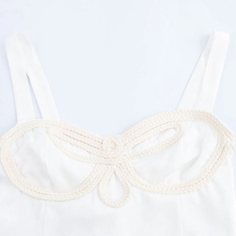 Sexy Witte Crop Top Camisole Voor Dames Bustier Polyester Stof Met Geweven Touw Decoratie Zijrits Zoete Pittige Stijl