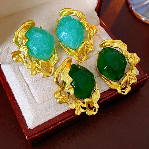 Boucles D Oreilles Palais Vintage Pierre Résine Vert Émeraude Avec Cadre Alliage Or Fondu Et Tige Boucle Oreille Argent