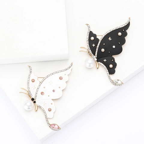 Elegante Broche De Mariposa De Aleación Esmalte Rhinestone Y Perla Artificial De Imitación Estrella Pines Para Mujer Traje Abrigo Joyas