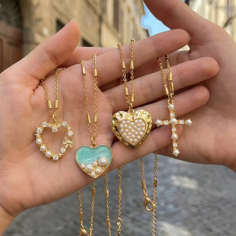Collana Con Ciondolo Vintage a Cuore Malocchio Croce in Rame Placcato Oro Con Perla Artificiale Zirconia Catena Clavicola Donna