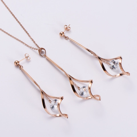 Collana A Spirale Geometrica In Acciaio Inossidabile 316L E Orecchini Pendenti Con Zirconia Gioielli Placcati Oro Donna