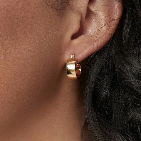 Boucles d'Oreilles Créoles Minimalistes en Cuivre Plaqué Or 18K pour Femmes Design Arc Lisse Tige en Argent Sterling 925 Bijoux Mode