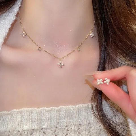 Collar Y Pendientes De Perlas Artificiales De Flores Cobre Chapado En Oro Circón Con Poste De Plata Joyería Elegante
