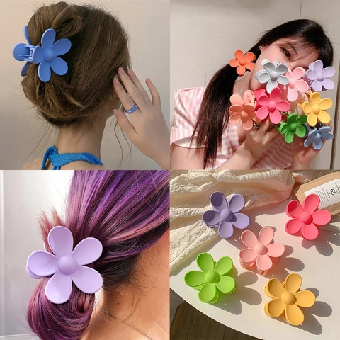 Flower Hair Claw Clip Large Matte Plastic Resin Macaron Color Non-Slip Hair Catch For Women Girls Sweet Cute Style