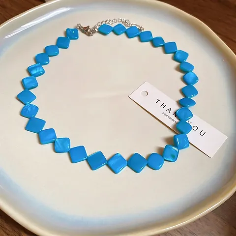 Collar De Cuentas De Concha De Rombo Azul Cadena De Acero De Titanio Estilo De Vacaciones Dulce Para Mujer