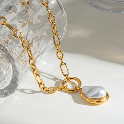 Collana Con Pendente Di Perla Artificial Barocca Vintage Acciaio Inossidabile Placcato Oro Catena A Graffetta Impermeabile Per Donna