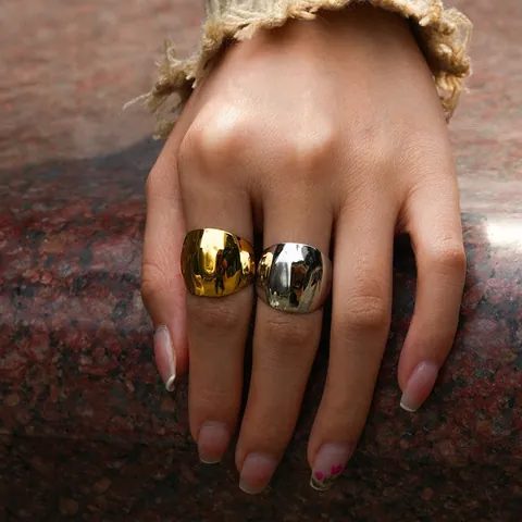 Gehämmerte Textur Breiter Ring 18K Vergoldet Edelstahl Offen Verstellbar Minimalistischer Schmuck Damen
