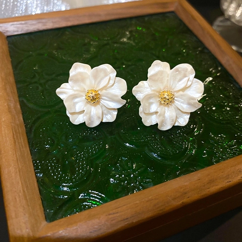 Pendientes De Botón De Flor Con Poste De Plata Resina Blanca Brillo Perla Artificialdo Estambre Dorado Joyería Elegante Mujer