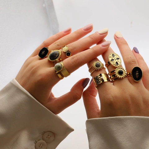 Vintage Stainless Steel Open Rings For Women Gold Plated Sunflower Cross Pattern Adjustable Rhinestone Finger Rings Fashion Jewelry Gift