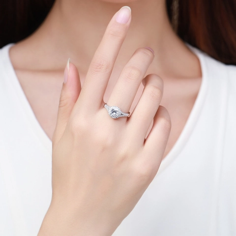 Eleganter 925 Sterlingsilber Halo Ring Rundschliff Zirkonia Pavé Verlobung Hochzeit Schmuck Für Damen Stilvoll