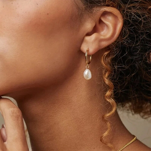 Orecchini a Cerchio in Acciaio Inossidabile con Perle d'Acqua Dolce Placcati Oro 18K Pendenti a Goccia d'Acqua Gioielli