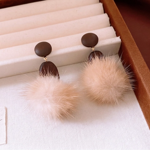 Geometric Wood Plush Fur Ball Drop Earrings With 925 Sterling Silver Earring Post Vintage Autumn Winter Jewelry For Women