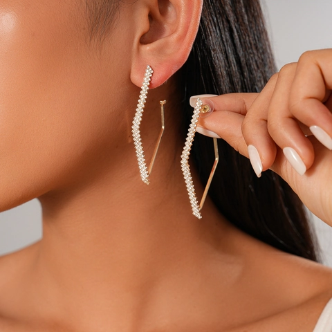 Orecchini A Lobo Geometrici Con Strass E Perno In Argento Rame Forma A V Gioielli Di Moda Di Lusso Per Donna