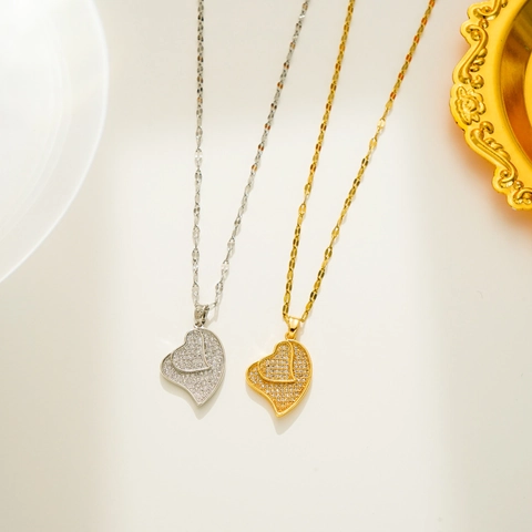 Collier Pendentif Double Cœur Acier Titane Plaqué Or 18 Carats Zircone Cubique Étincelant Chaîne De Clavicule Bijoux Pour Femmes