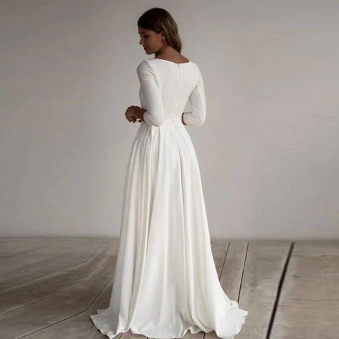 Minimalist Satin Wedding Dress Round Neck Long Sleeve A-Line Floor Length Bridal Gown With Pockets Elegant Simple